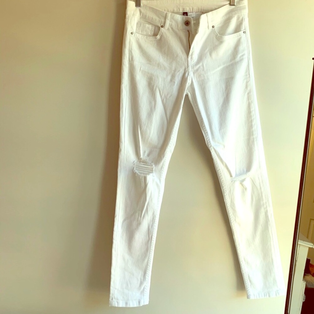 H&M white skinny jeans size 8